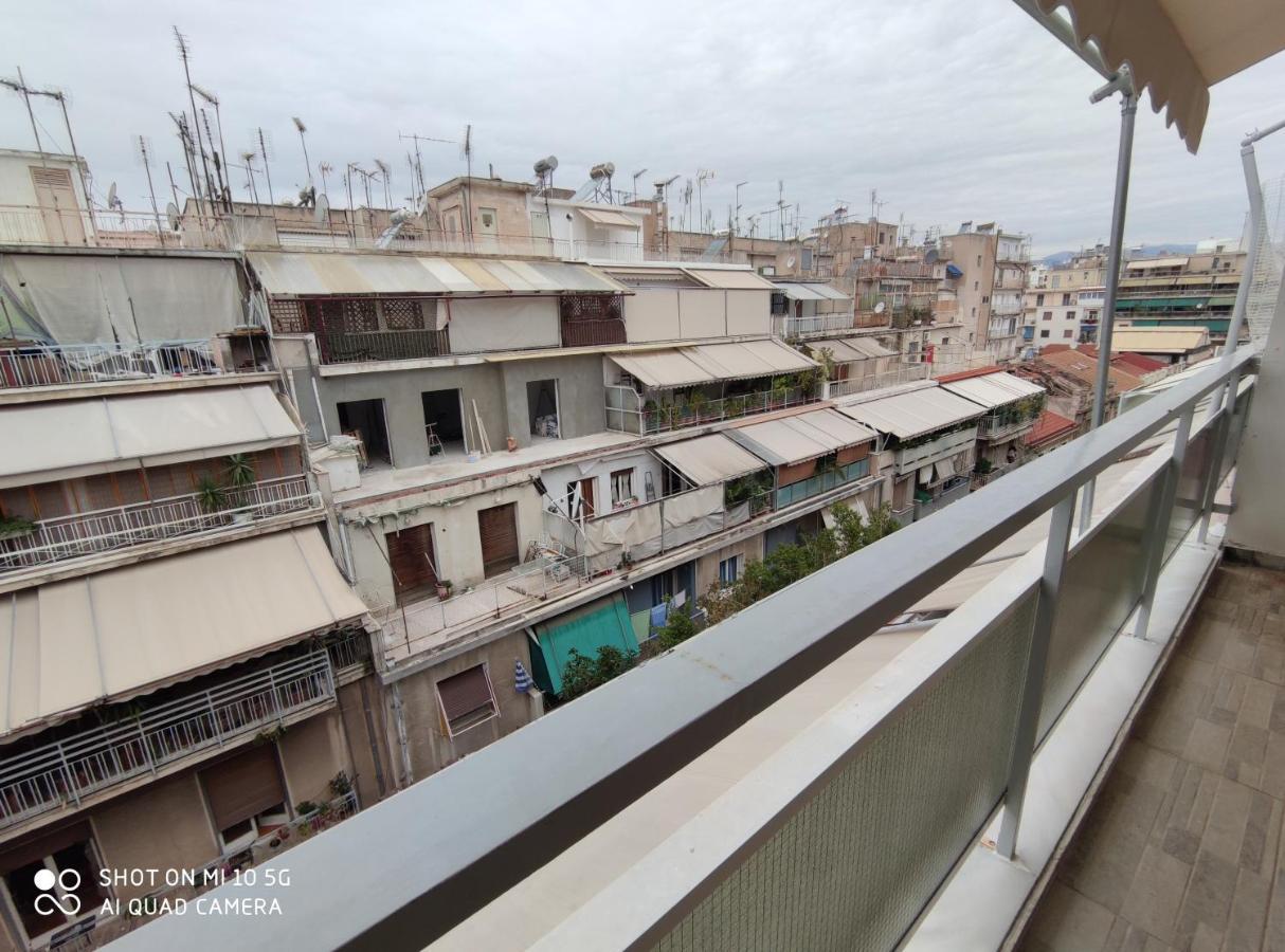 Modern Apartment With A Huge Terrace Αθήνα Εξωτερικό φωτογραφία