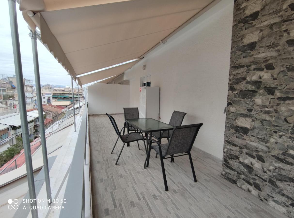 Modern Apartment With A Huge Terrace Αθήνα Εξωτερικό φωτογραφία